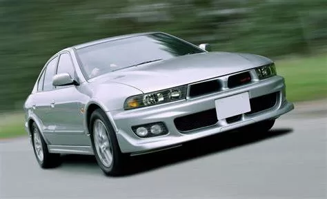 High-Tech Mitsubishi Galant VR-4插图7