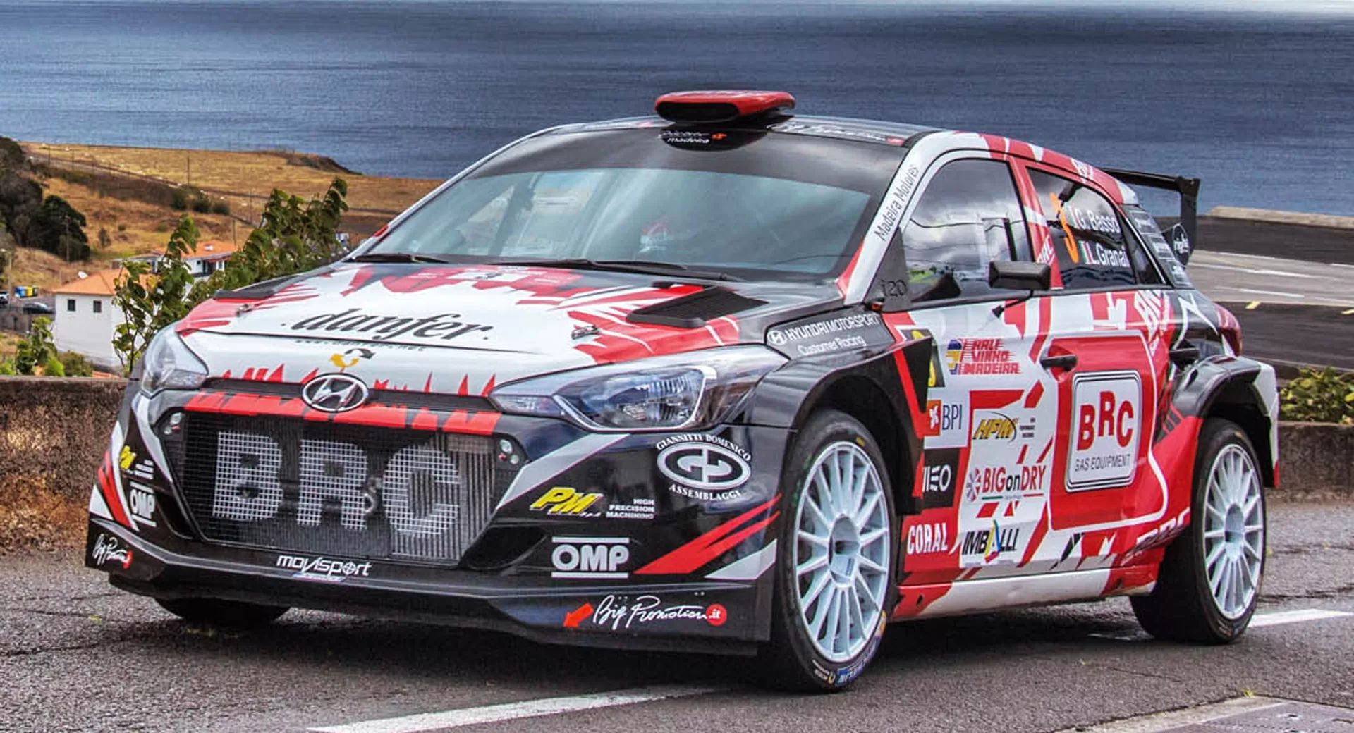 Hyundai Rally Car Is Rapid Rise in the WRC插图1