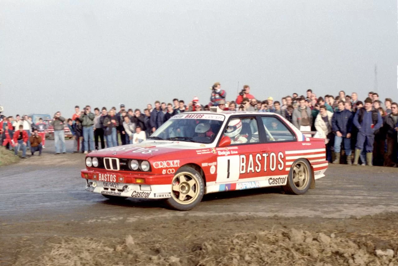 Dominant on Tarmac – The Rally-Bred BMW E30 M3缩略图