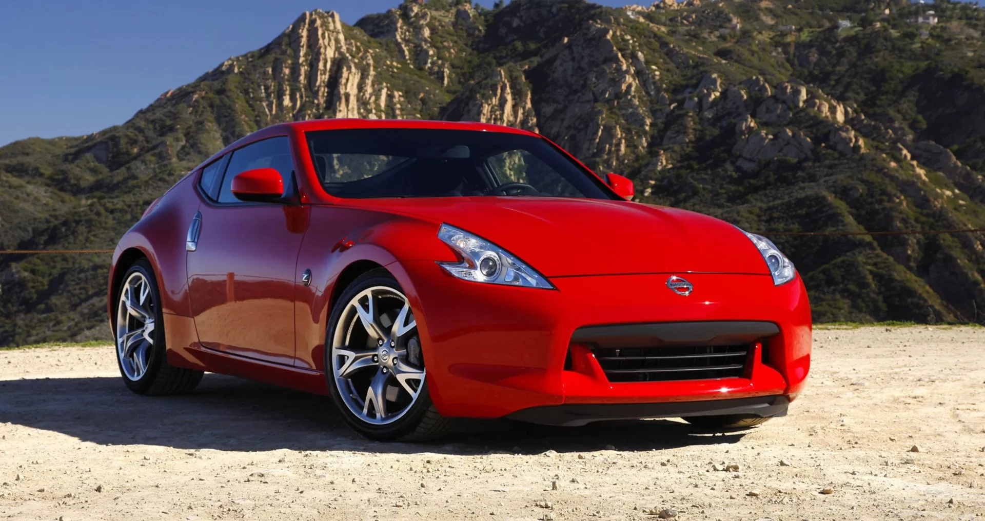 Nissan 370Z Fairlady Z – Upholding the Pure Sports Car Legacy插图4