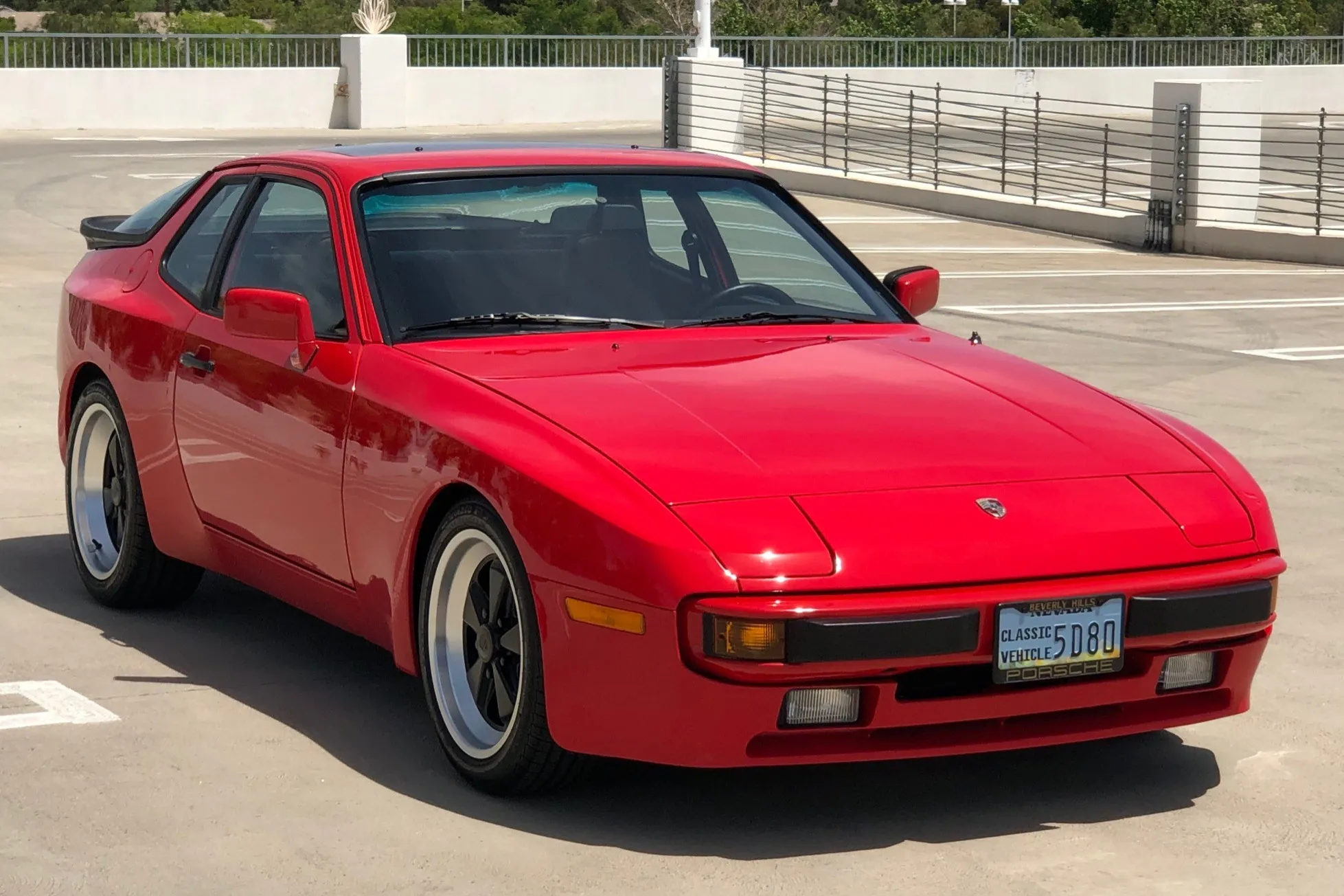 944 Porsche – The Attainable German Sports Car插图5