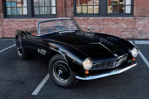 BMW 507 – The Legendary German Roadster That Created An Icon缩略图
