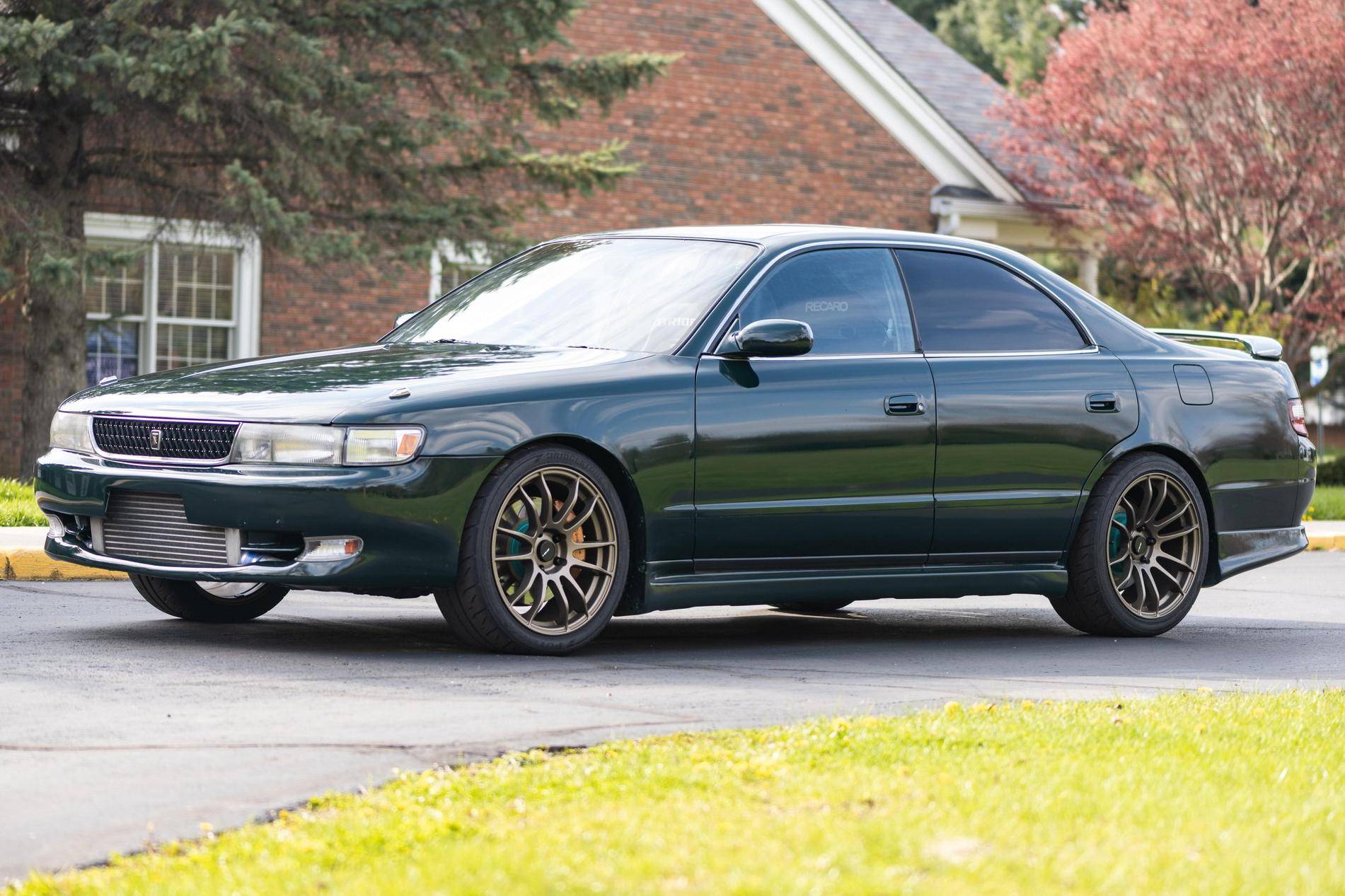 Toyota Chaser: A Collector’s Dream with a Varied Price Tag插图2