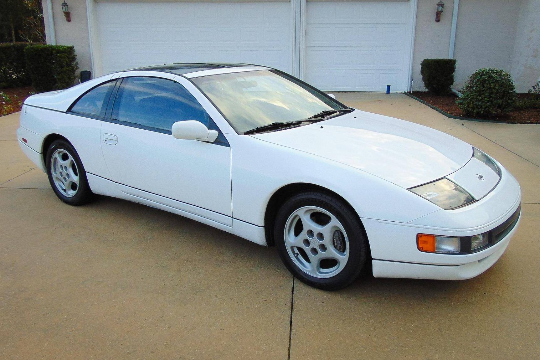 The Timeless Appeal of the Nissan 300ZX 2+2插图1