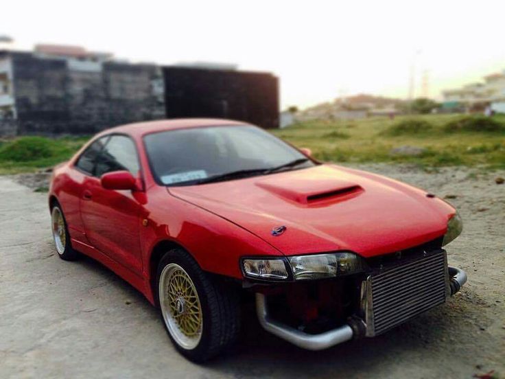 The Toyota Curren: A Celica’s Shadow with Unexpected Luxury插图