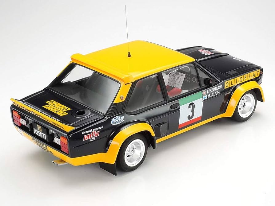 The Roaring Fiat 131 Abarth Rally: Family Car to Rally Champ插图