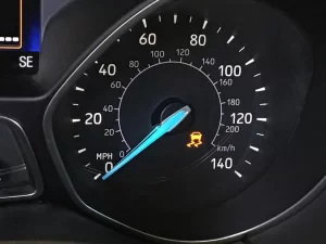 Traction Control Light On: Finding a Fix缩略图