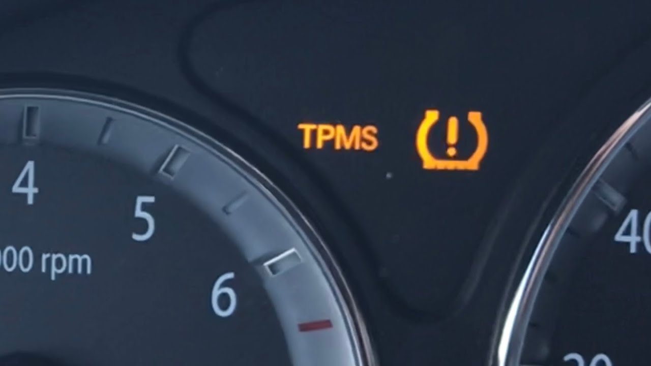 Don’t Ignore It! Understanding Your Car’s TPMS Light插图