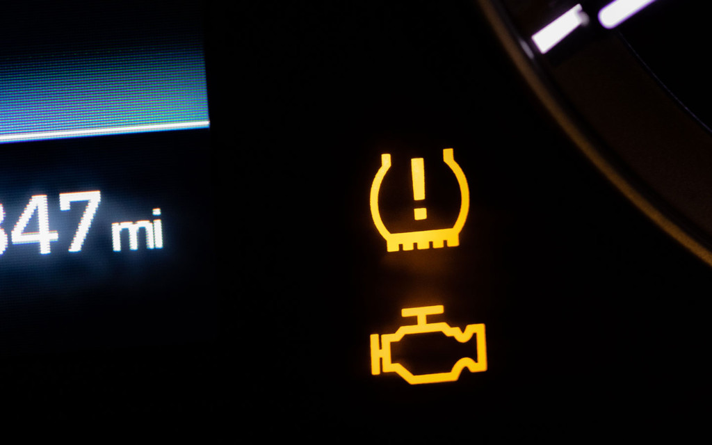 Don’t Ignore It! Understanding Your Car’s TPMS Light插图2