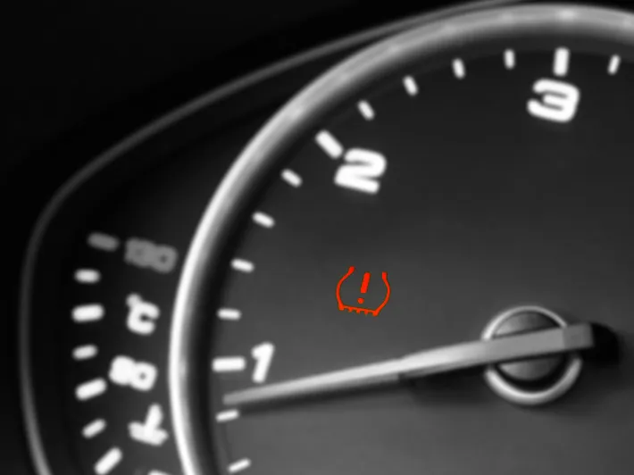 Don’t Ignore It! Understanding Your Car’s TPMS Light插图3