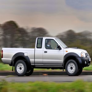 nissan trucks 2023