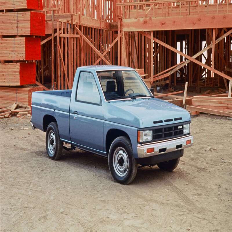 old nissan trucks