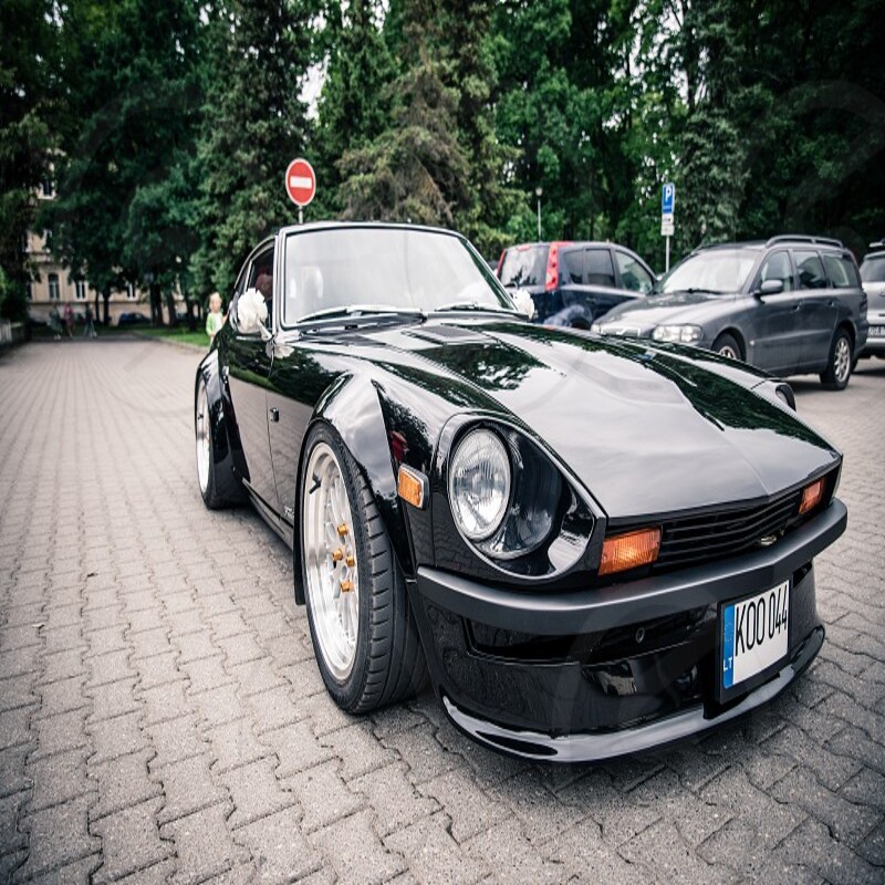 old nissan sports car