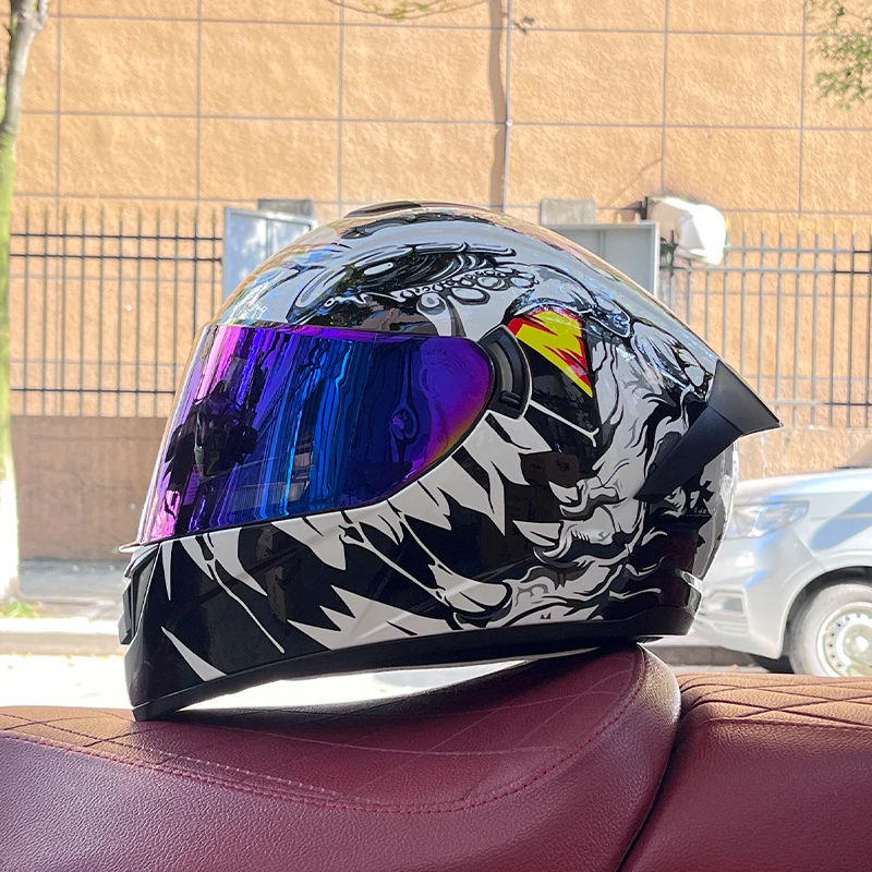 women motorcycle helmet