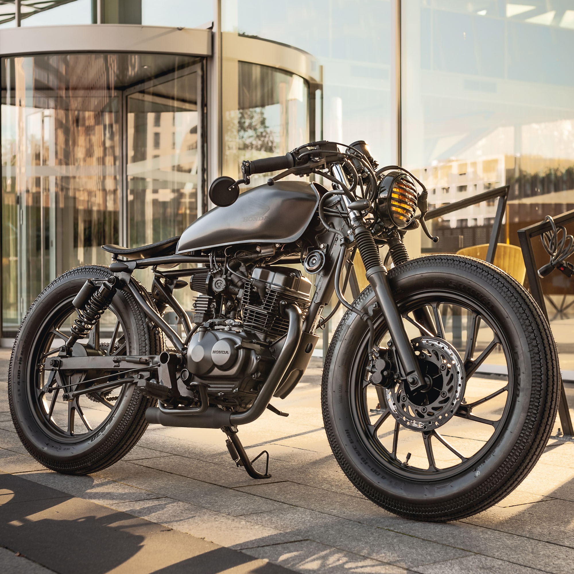 cafe racer motorcycle