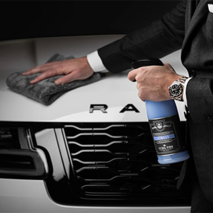detailing a car