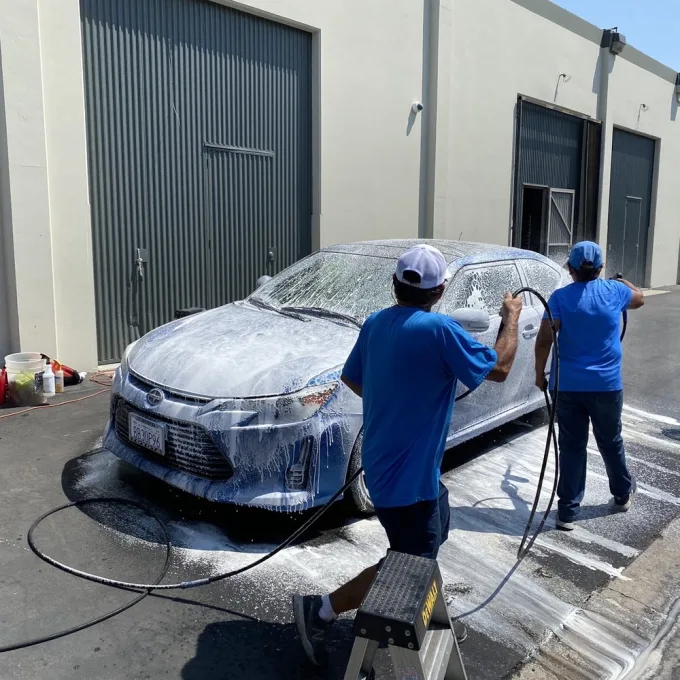 mobile car detailing