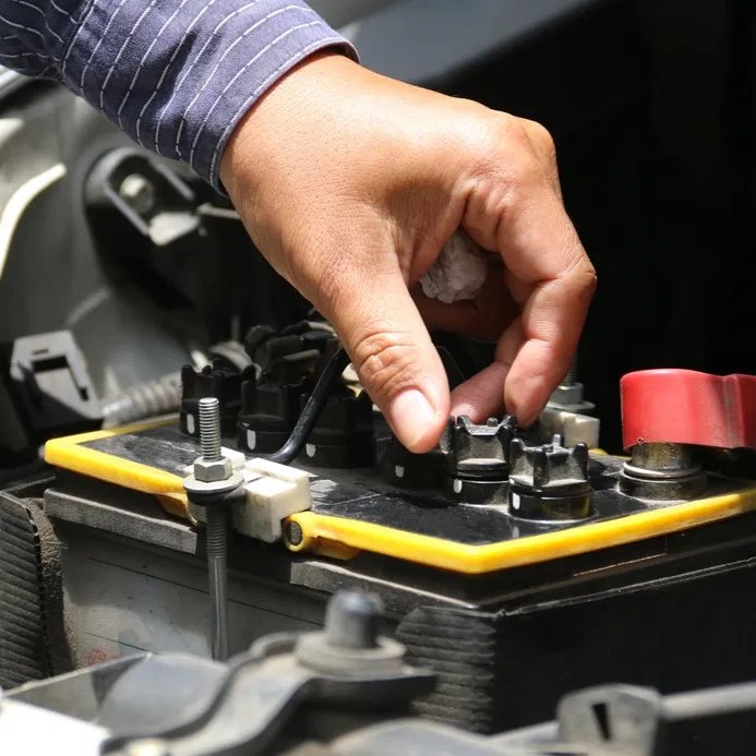 tools to change car battery