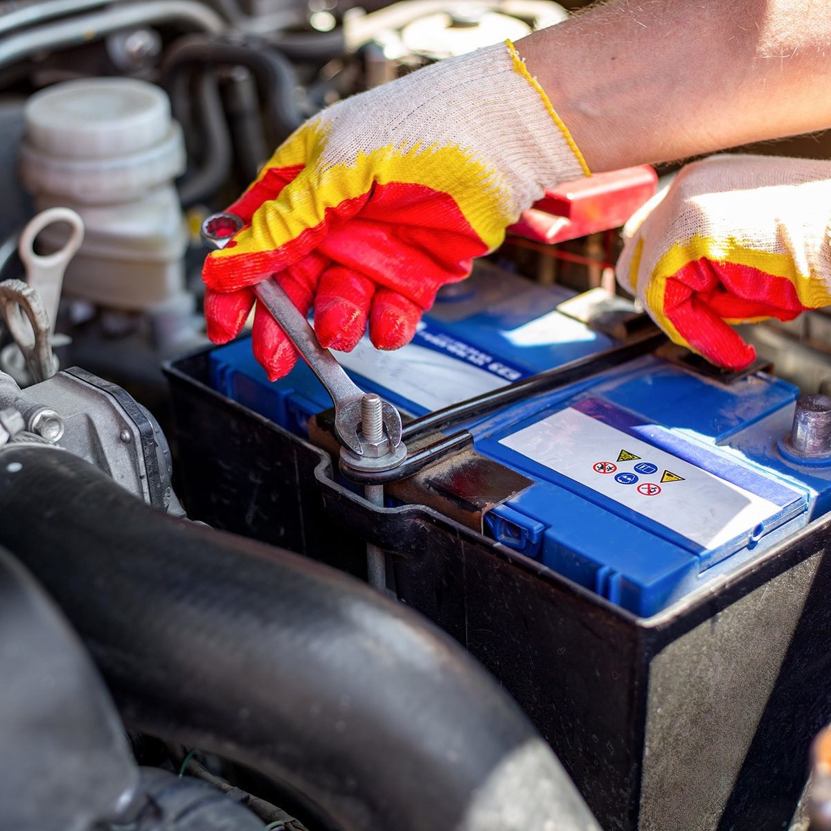 tools to change car battery