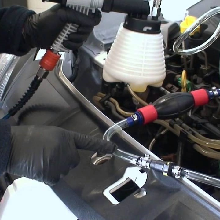 prime fuel system before cranking
