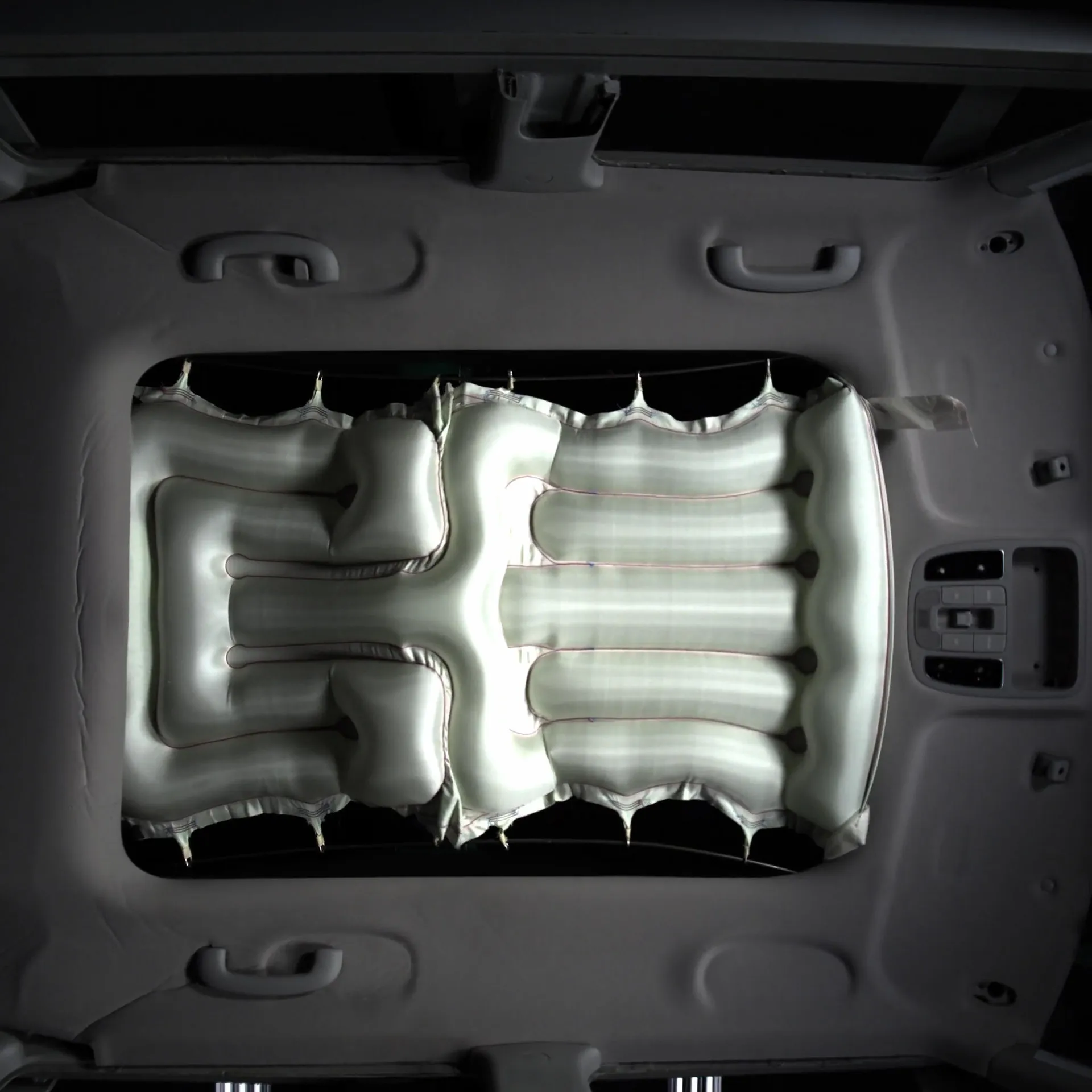 how fast does an airbag deploy