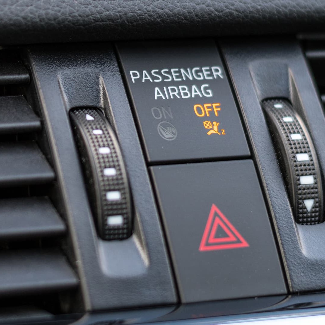 passenger airbag off