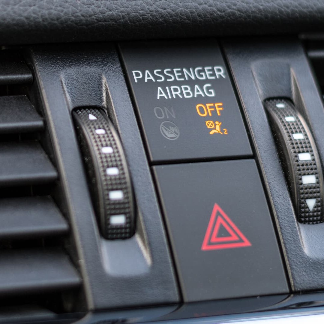 how to turn off airbag light