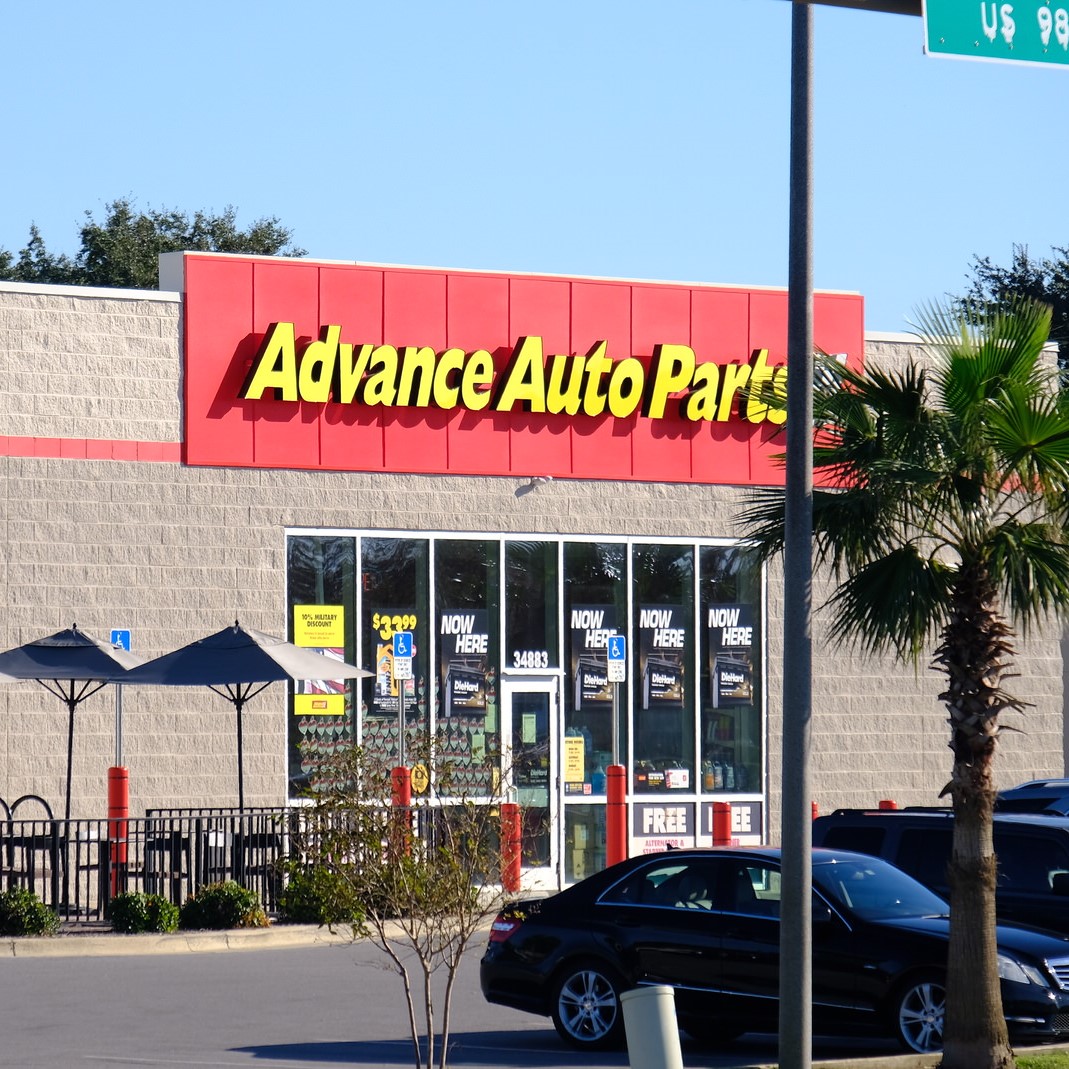 advance auto parts store