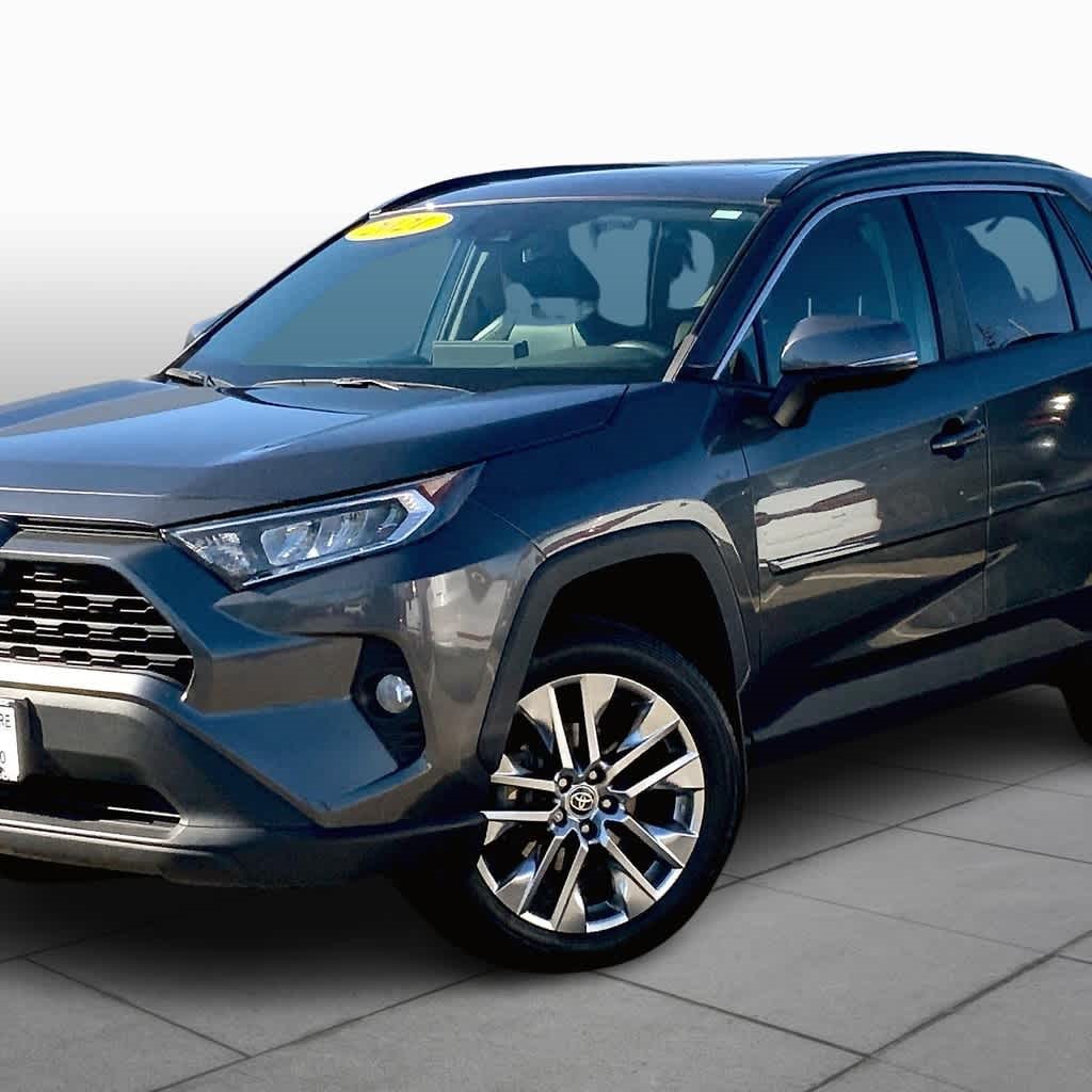 2021 toyota rav4 xle premium