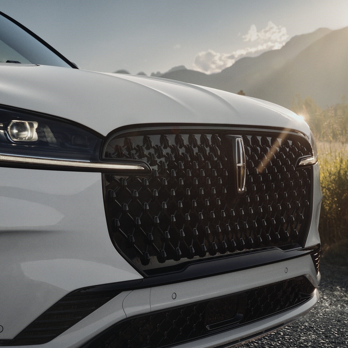 lincoln electric suv