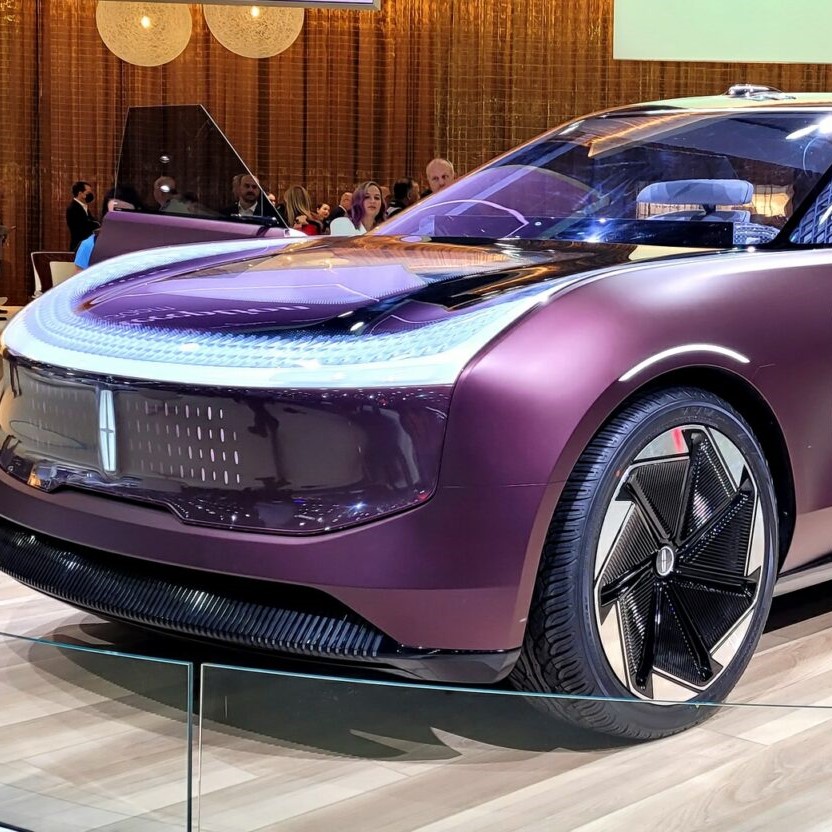 lincoln electric suv