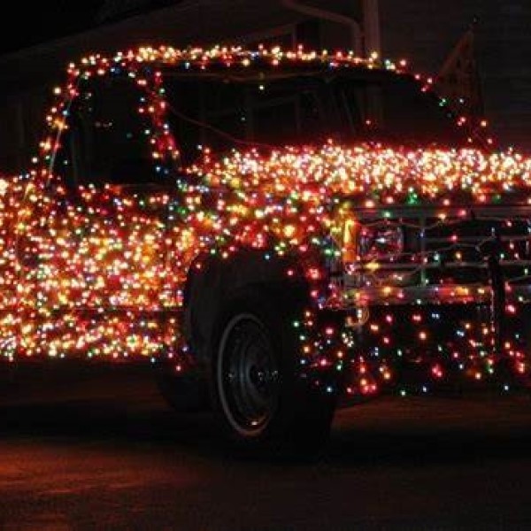 can you put christmas lights on your car
