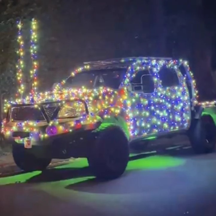 how to put christmas lights on car