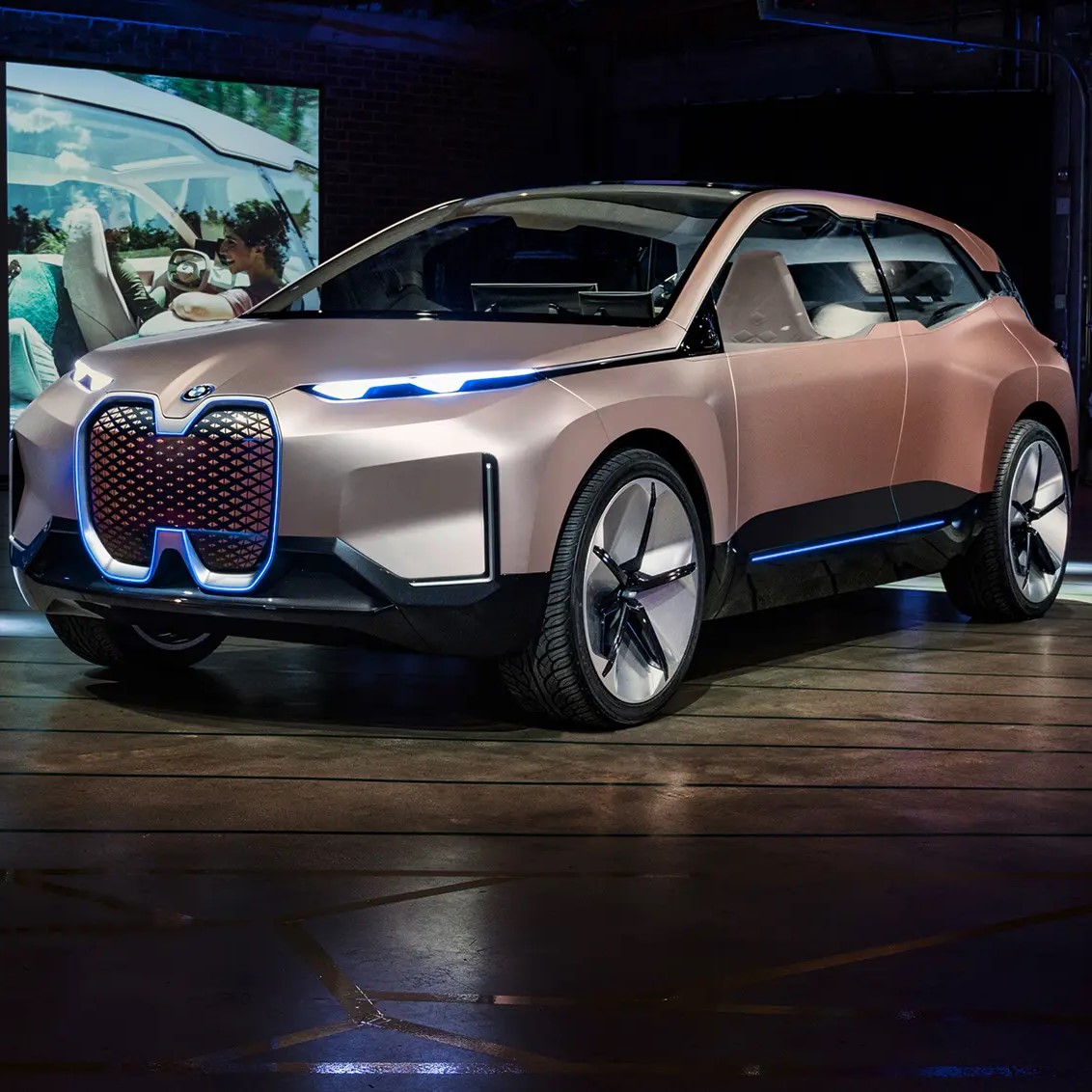 new electric bmw suv