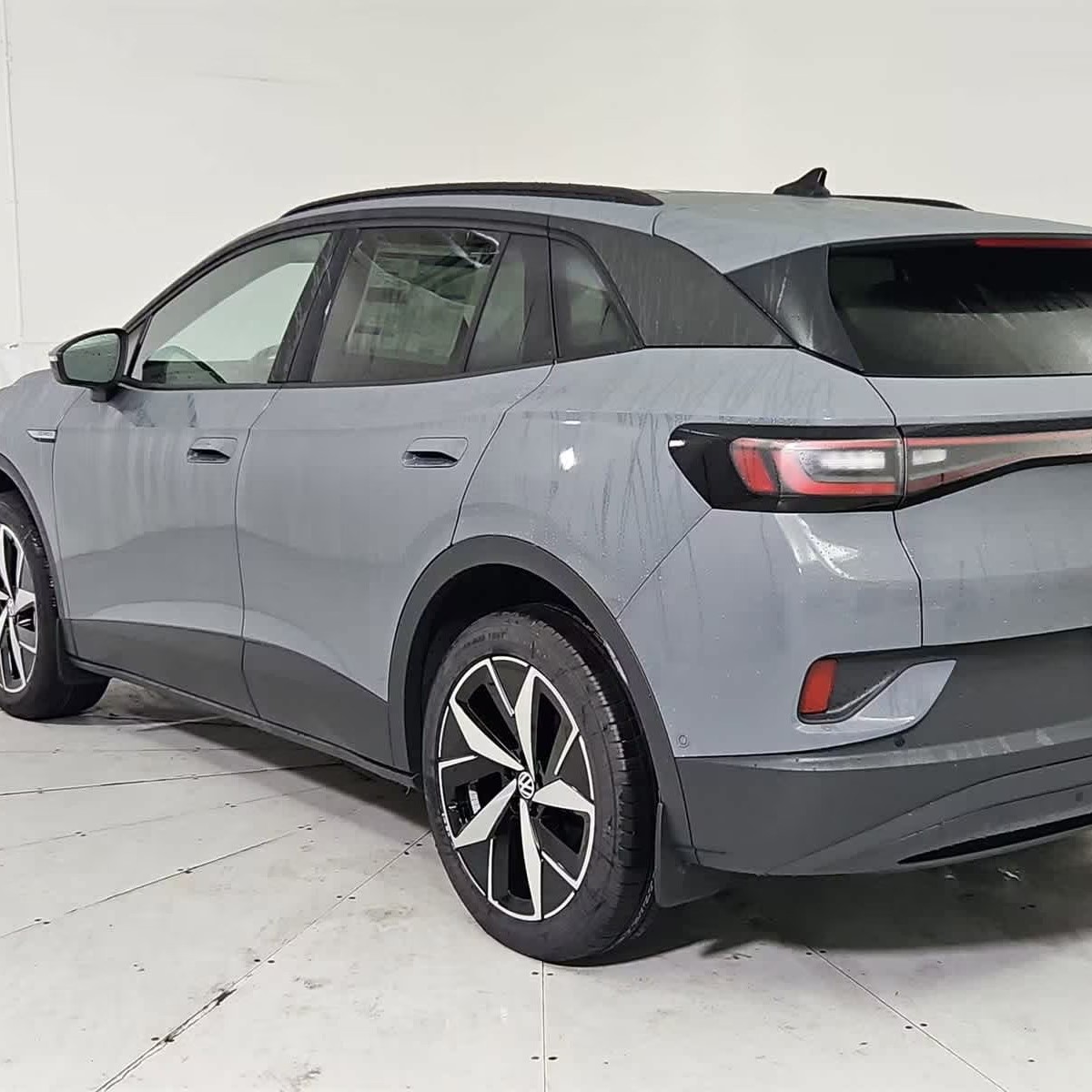 volkswagen id 4 electric suv for sale