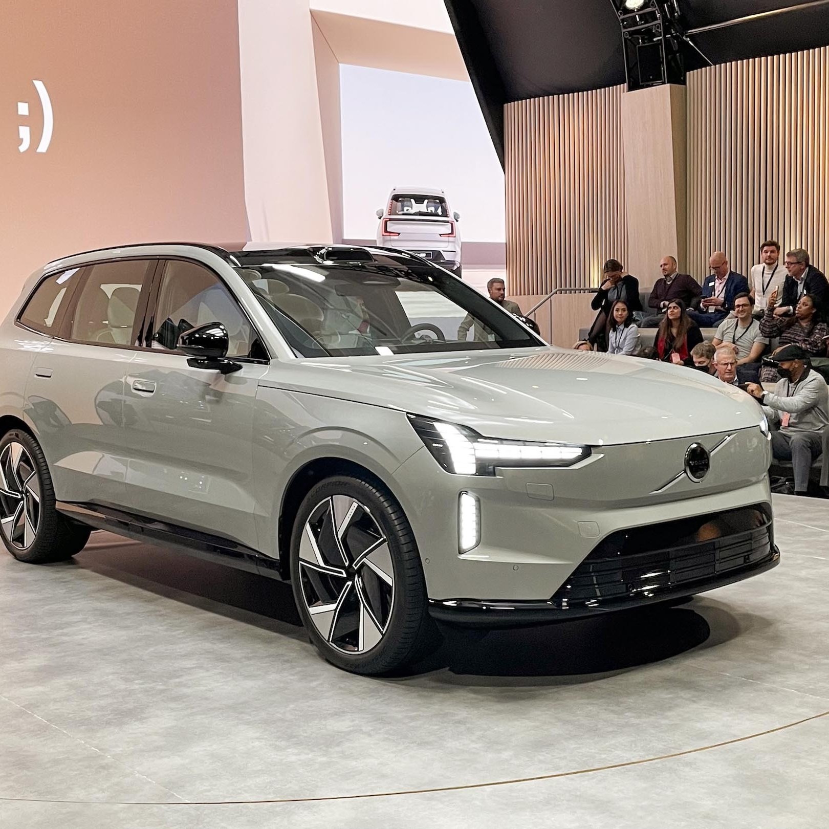 electric suv canada