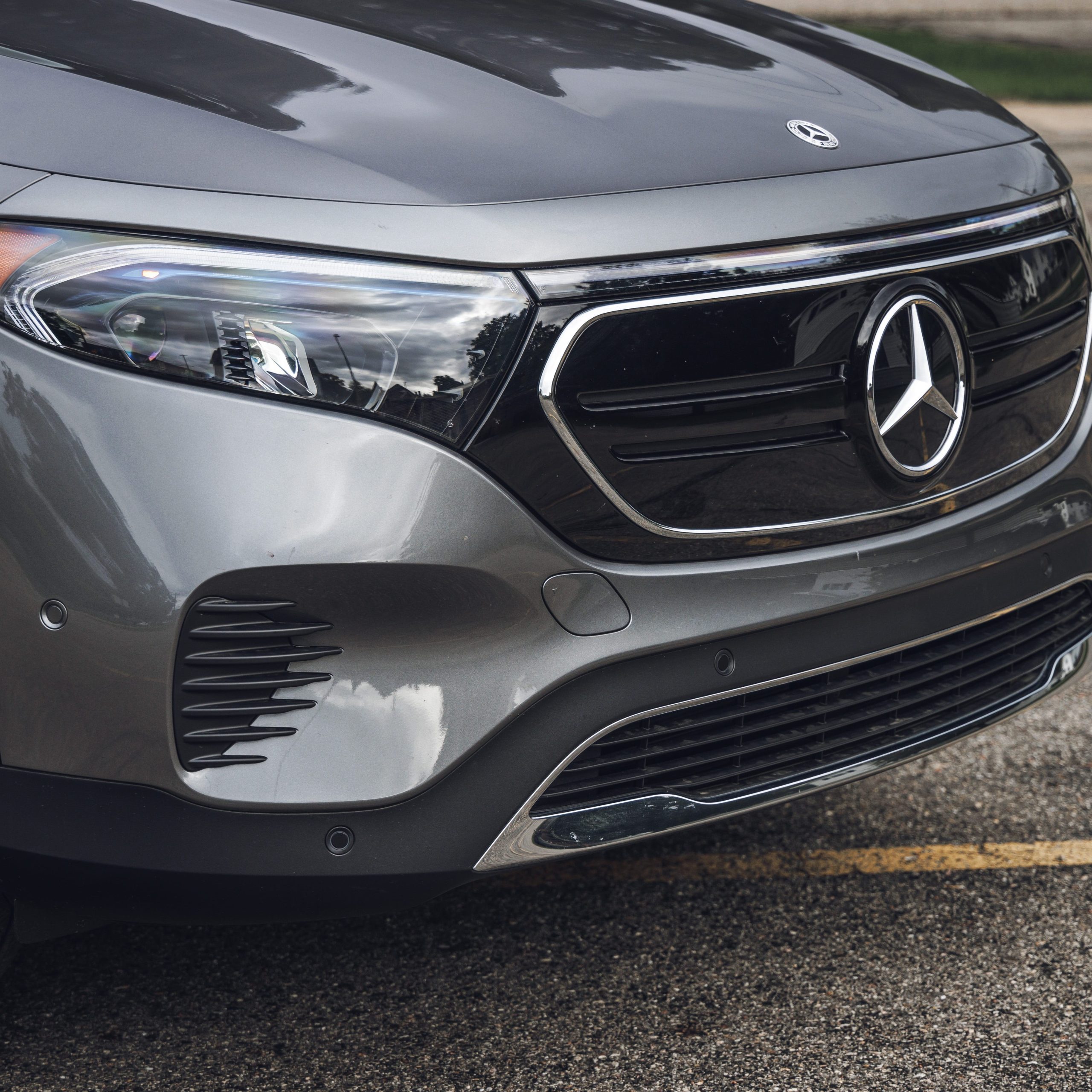 mercedes electric suv 2022