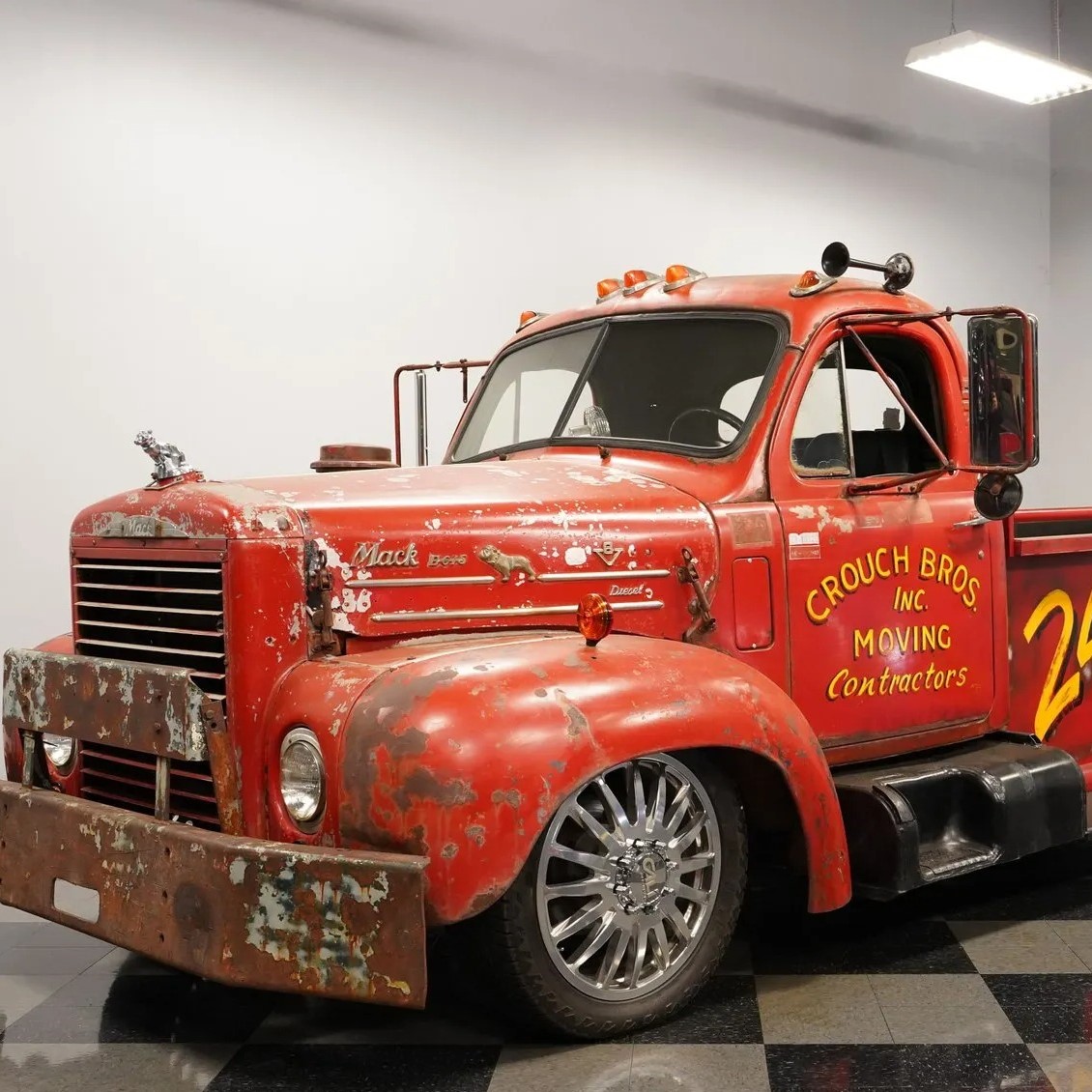 mack pickup truck