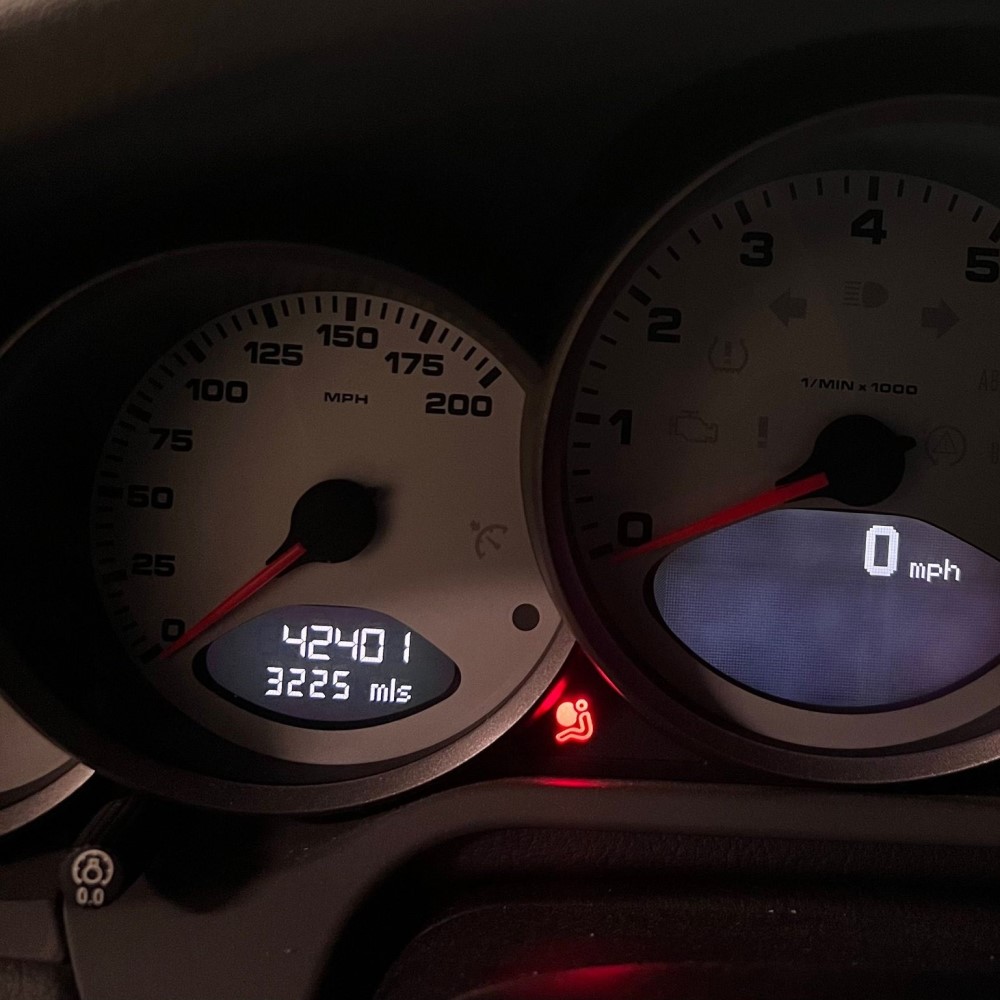 airbag light stays on