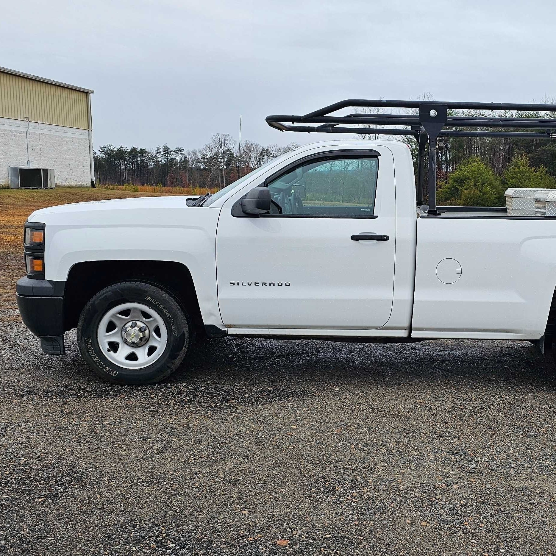 john deere pickup truck